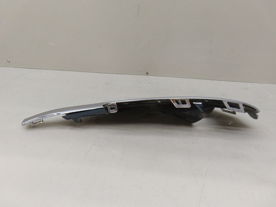 2017-2019 GMC ACADIA FRONT RIGHT PASSENGER SIDE FOG LIGHT COVER BEZEL OEM