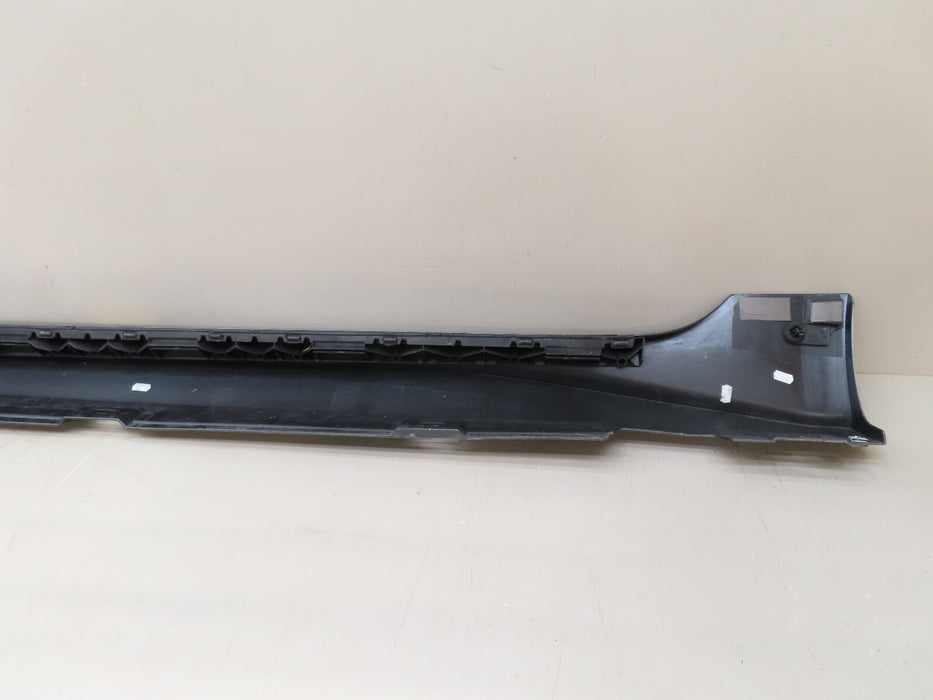2018 - 2020 AUDI A5 SPORTBACK RIGHT SIDE SKIRT ROCKER PANEL MOLDING OEM 8w885386