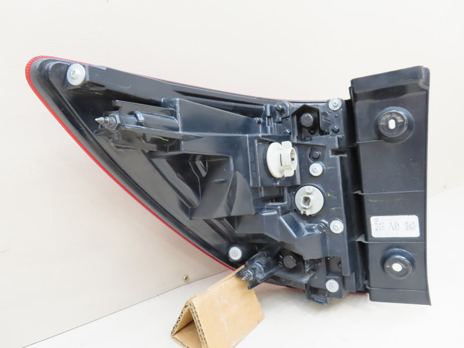 2016-2018 HONDA PILOT REAR RIGHT PASSENGER SIDE TAIL LIGHT OEM