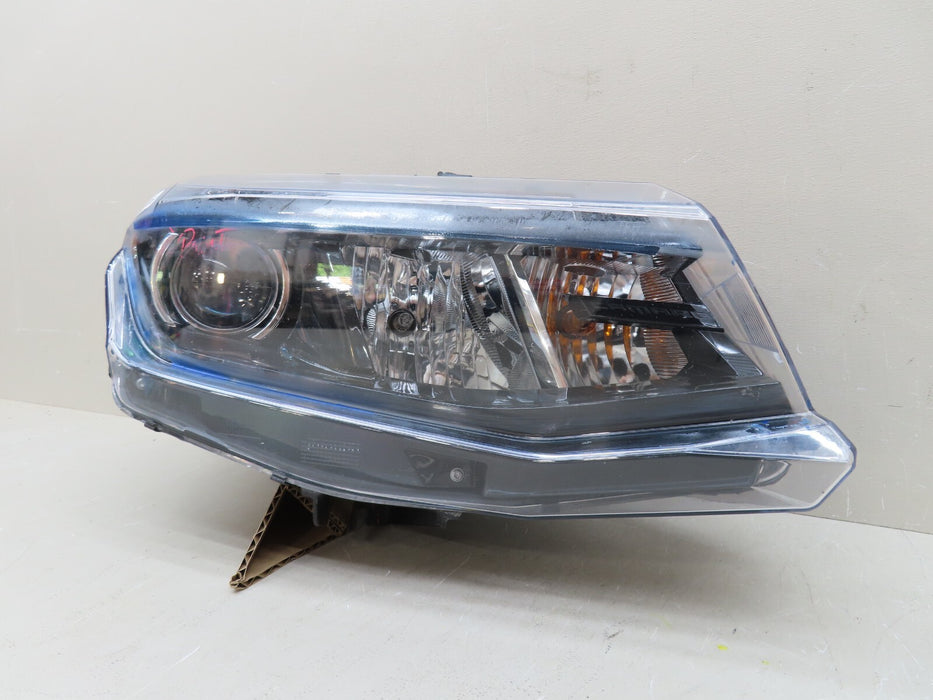 2016-2018 CHEVROLET CAMARO FRONT RIGHT PASSENGER SIDE HEADLIGHT LAMP HALOGEN OEM