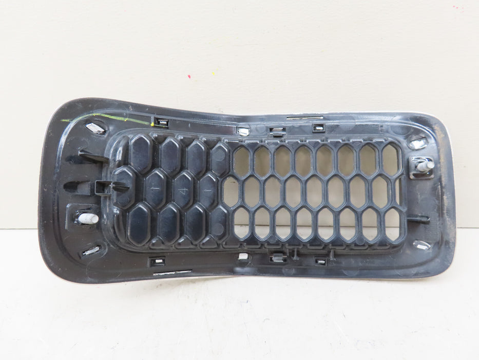 2014-2018 JEEP CHEROKEE FRONT RADIATOR GRILL GRILLE INSERT #4 OEM