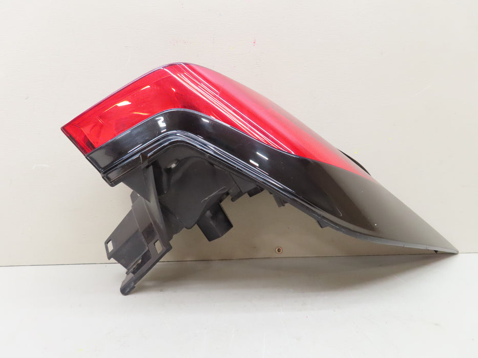 2019-2022 TOYOTA RAV4 REAR LEFT DRIVER SIDE TAIL LIGHT OEM 81560-0R09000