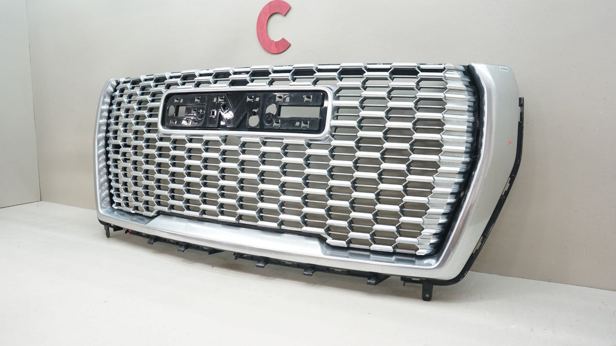 2021-2024 GMC YUKON FRONT BUMPER RADIATOR GRILLE OEM 84835783