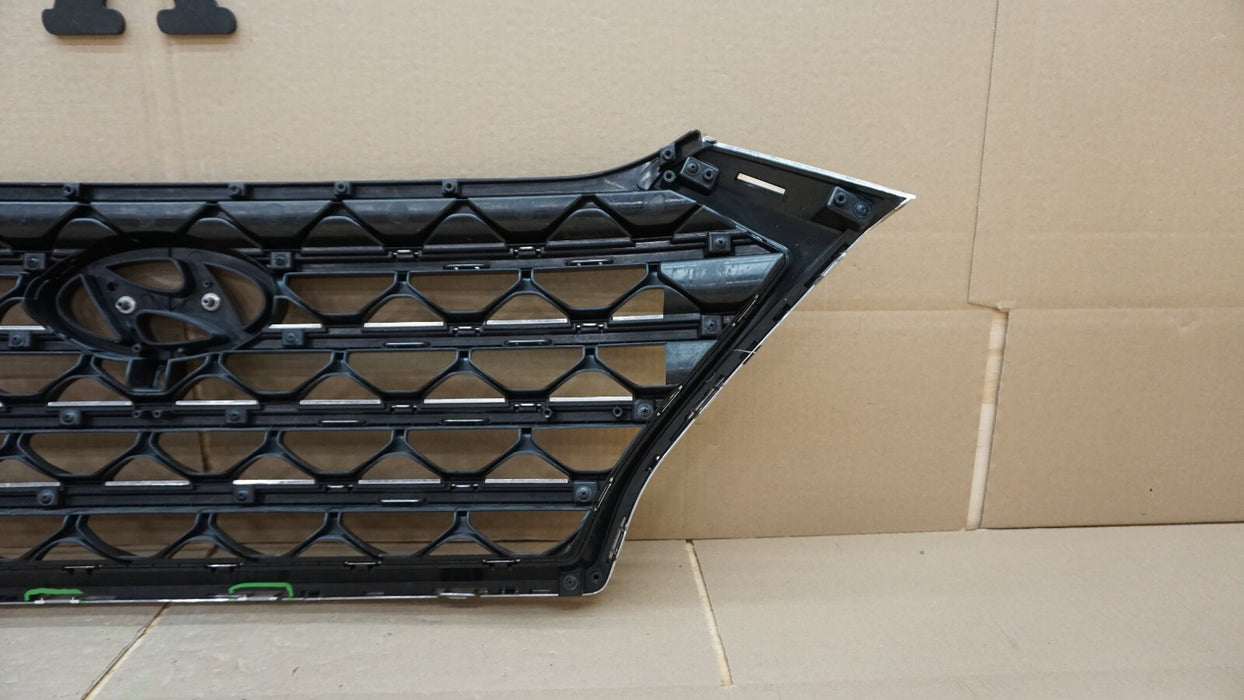 2019-2020 HYUNDAI TUCSON GRILL W/EMBLEM CAMERA HOLE 86351-D3610 OEM