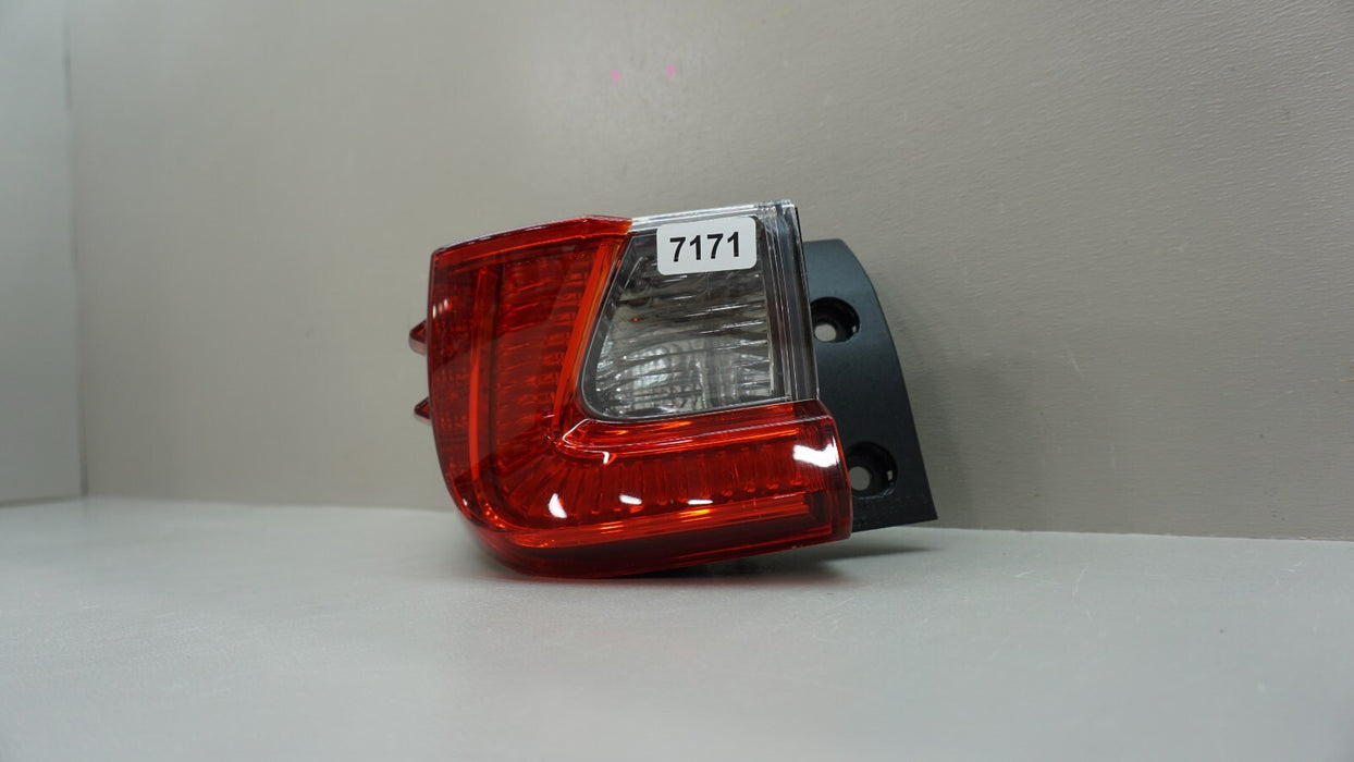 2015-2019 LEXUS RC350 REAR LEFT DRIVERS SIDE TAIL LIGHT OEM 15 16 17 18 19