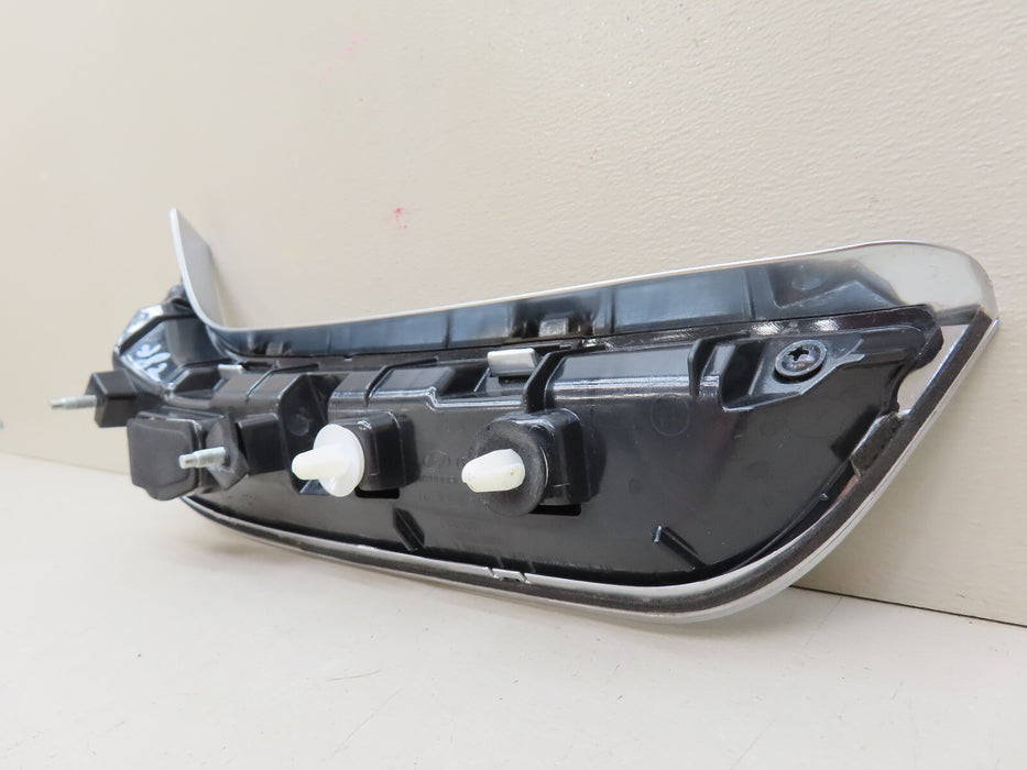 2020-2024 HYUNDAI PALISADE REAR UPPER LIFT GATE GARNISH LEFT DRIVER SIDE OEM