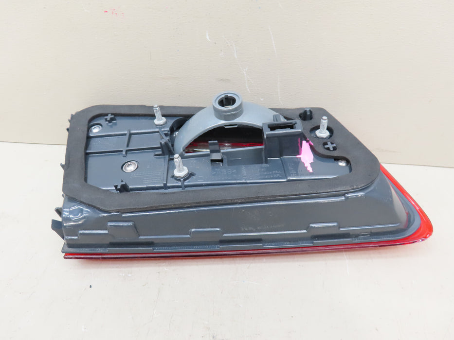 2017-2018 BMW 5 SERIES REAR RIGHT PASSENGER TAIL LIGHT INNER OEM