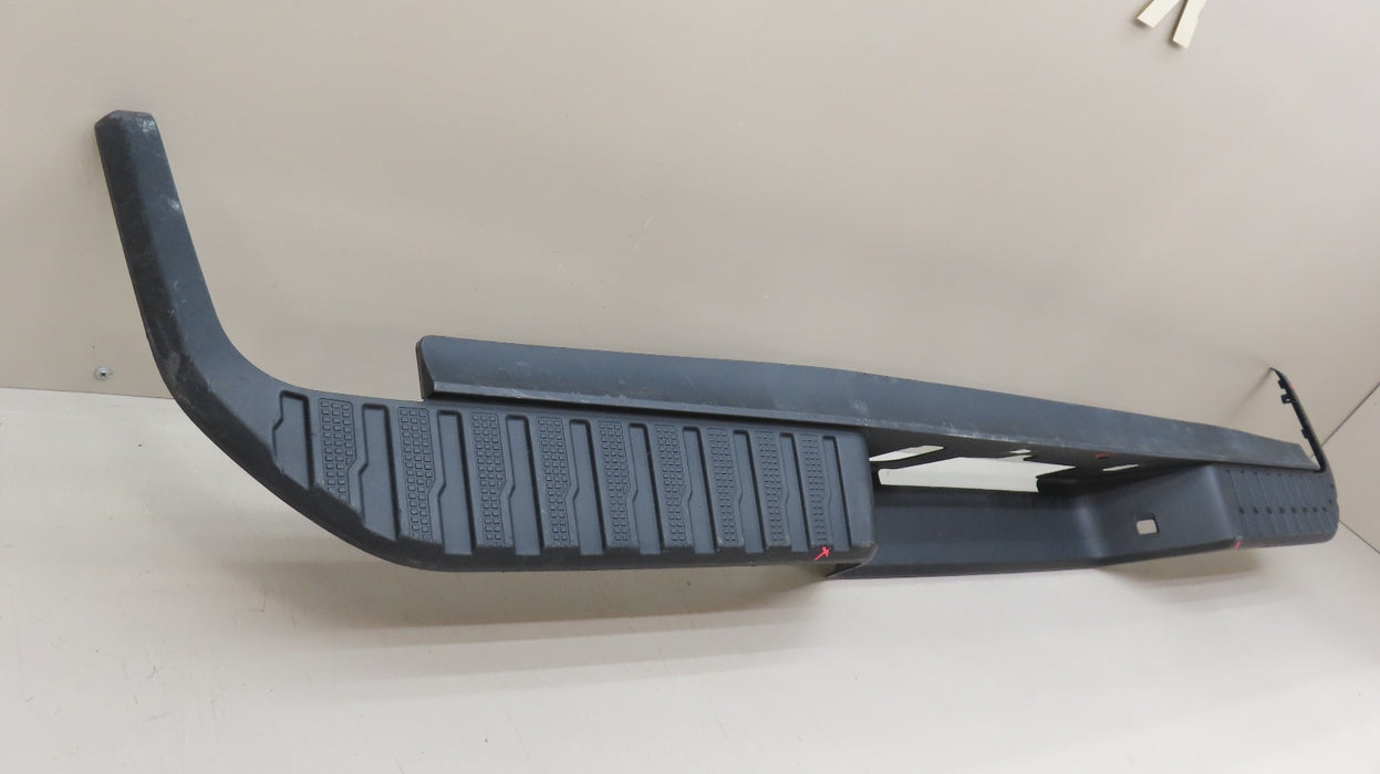 2019-2025 CHEVROLET/GMC SILVERADO-SIERRA 1500 REAR UPPER STEP BUMPER COVER OEM