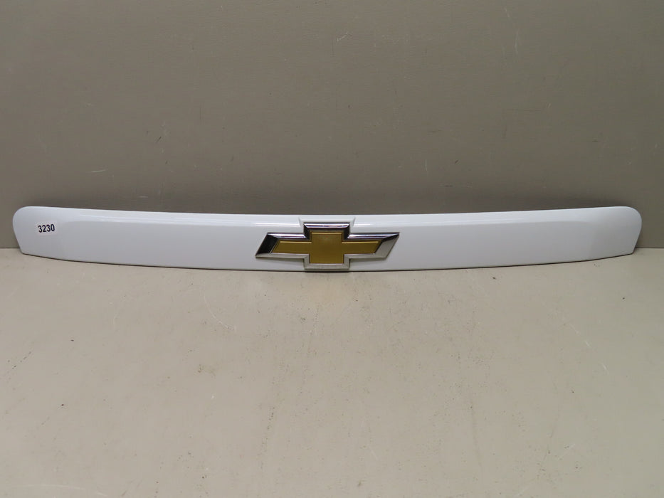 2015 2016 2017 2018 Chevrolet TRAX Rear Chrome Trunk Molding Trim OEM