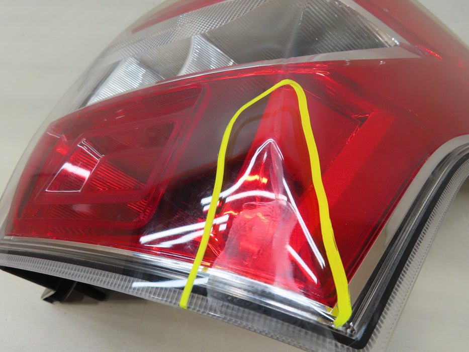 2014-2016 SUBARU FORESTER REAR RIGHT PASSENGER TAIL LIGHT HALOGEN OEM 84201SG041