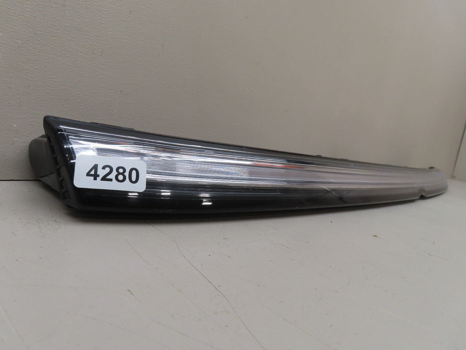 2024 VOLKSWAGEN ATLAS CROSS SPORT FRONT LIGHT BAR OEM 3CN941653B