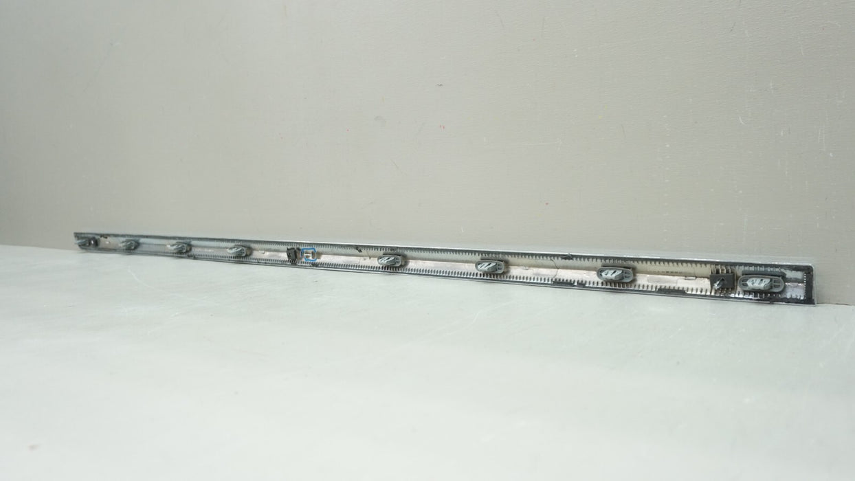 2018-2024 LINCOLN NAVIGATOR FRONT RIGHT DOOR WINDOW MOLDING TRIM CHROME