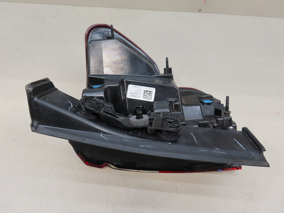 2020-2023 GMC ACADIA REAR LEFT DRIVER SIDE TAIL LIGHT OUTER OEM 84863046