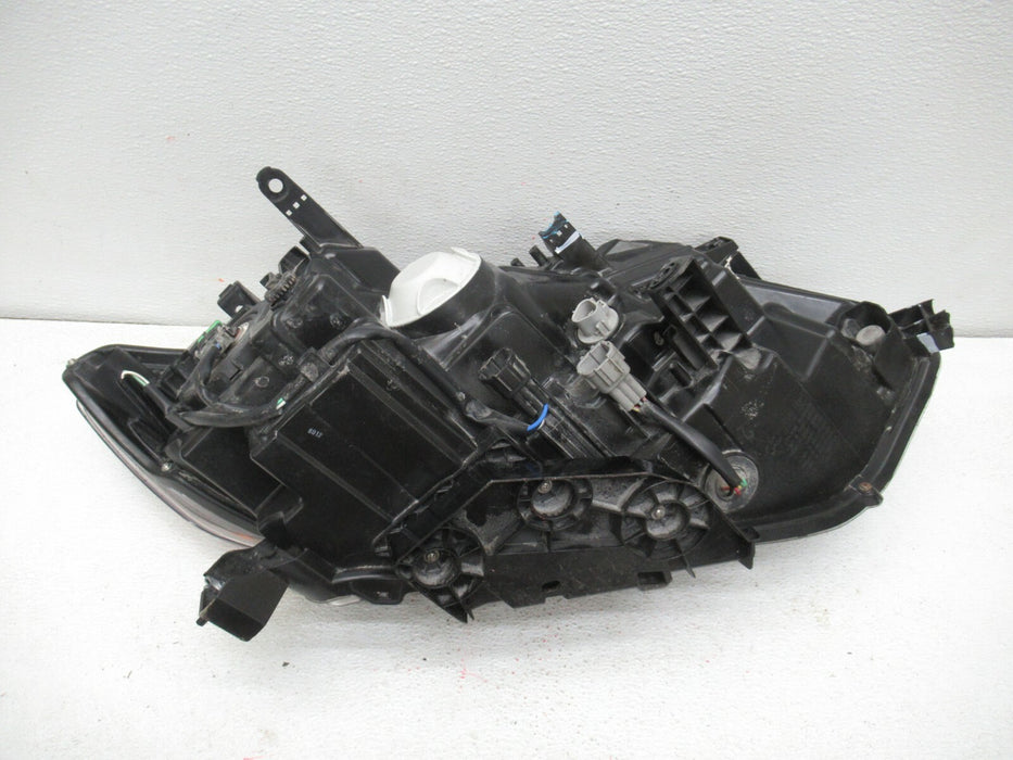 2017 - 2019 NISSAN ROGUE FRONT LEFT DRIVER SIDE HEADLIGHT HALOGEN HEADLAMP OEM