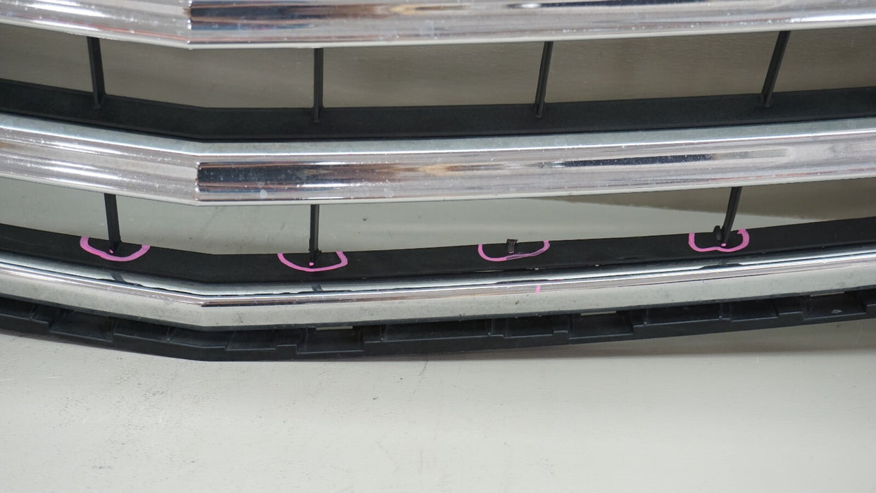 2018-2021 CHEVROLET TRAVERSE FRONT BUMPER RADIATOR GRILLE GRILL OEM 84073439