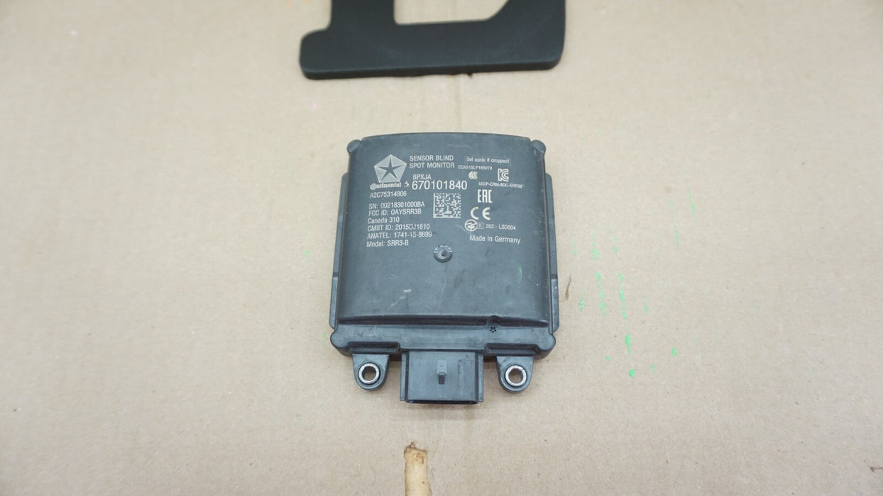 2017-2020 MASERATI LEVANTE GHIBLI RH LR SIDE BLIND SPOT RADAR CONTROL MODULE OEM