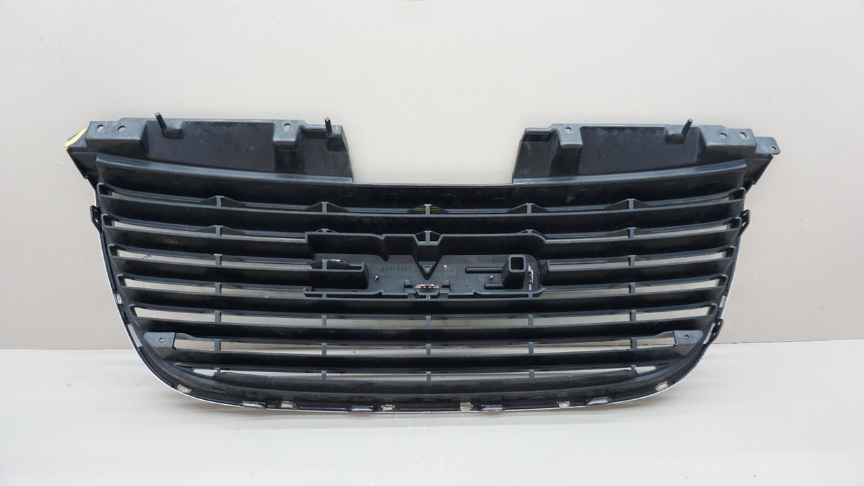 2007-2014 GMC YUKON FRONT UPPER GRILLE 25891151 OEM