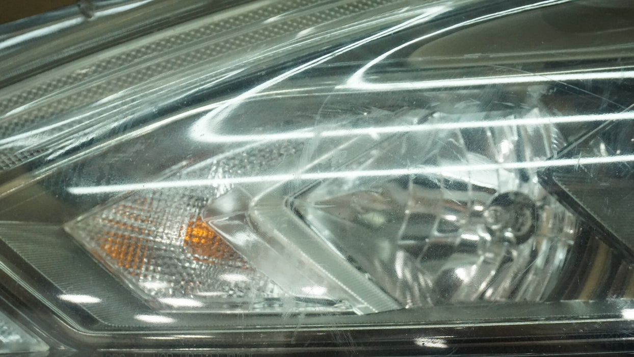 2016-2018 NISSAN ALTIMA FRONT LEFT DRIVER SIDE HEADLIGHT HALOGEN OEM 16 17 18