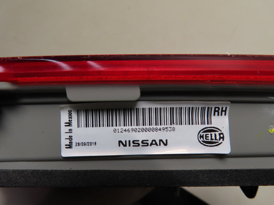 2013-2015 Nissan Sentra Passenger Right Side Tail Light Taillight Lamp Oem