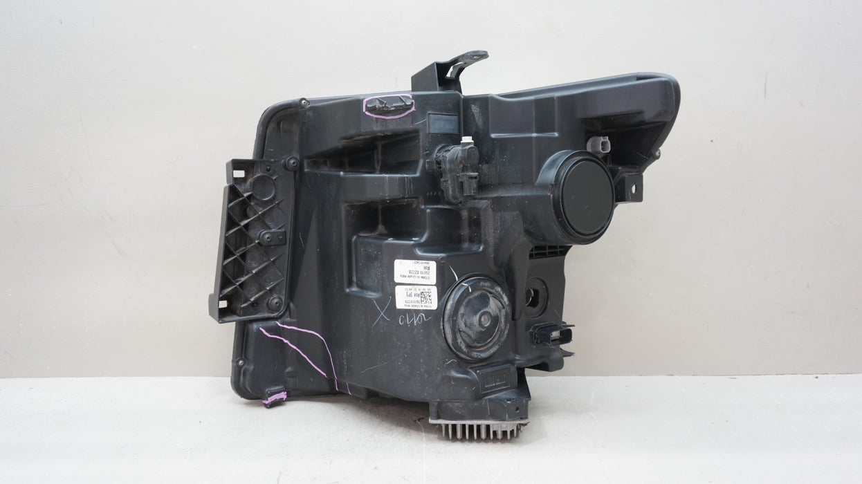 2016-2019 NISSAN TITAN FRONT RIGHT SIDE HID LED HEADLIGHT OEM 26010EZ22B