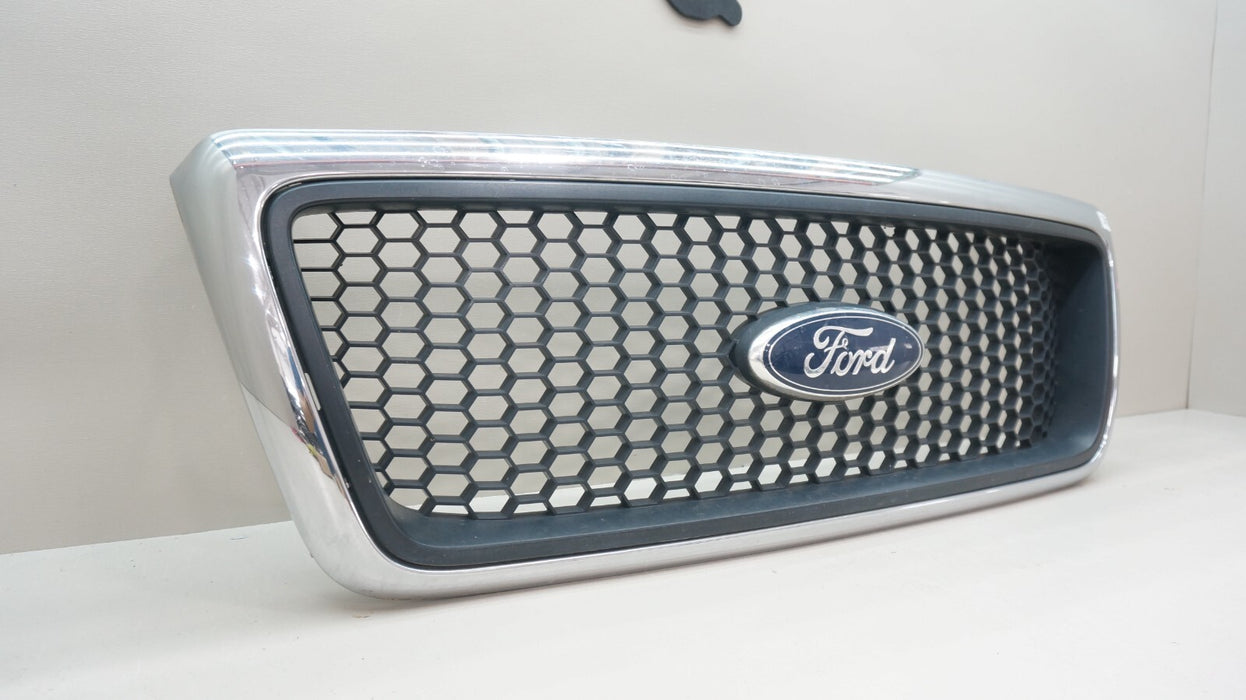 2004-2008 FORD F-150 F150 FRONT UPPER BUMPER RADIATOR GRILLE OEM 4L34-8200
