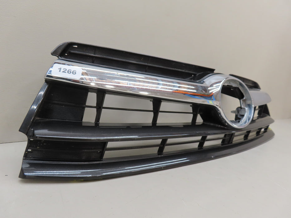 2014-2016 TOYOTA HIGHLANDER FRONT UPPER GRILLE OEM 53111-0E150