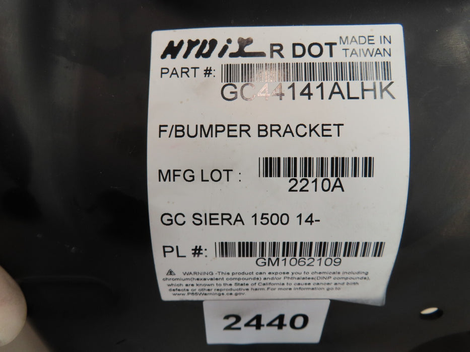 2014-2015 GMC SIERRA 1500 FRONT LEFT BUMPER MOUNT BRACKET AFTERMARKET GM1062109