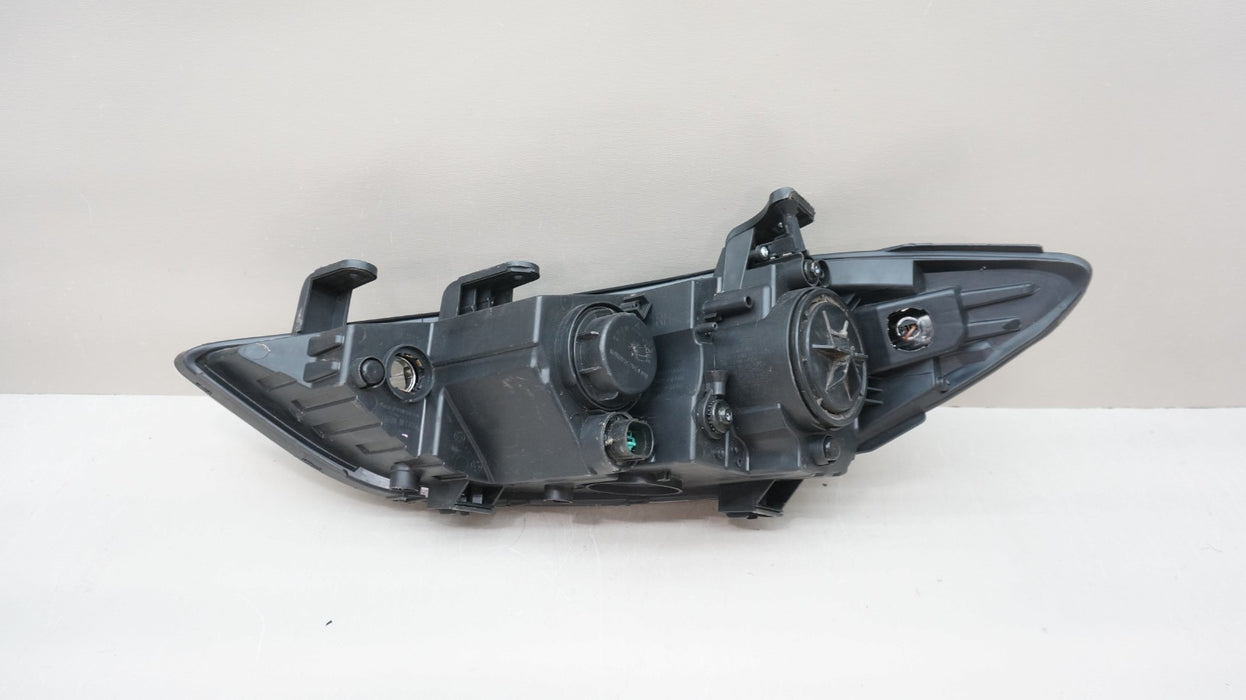 2017-2018 HYUNDAI ELANTRA FRONT RIGHT SIDE HALOGEN HEADLIGHT AFTERMARKET