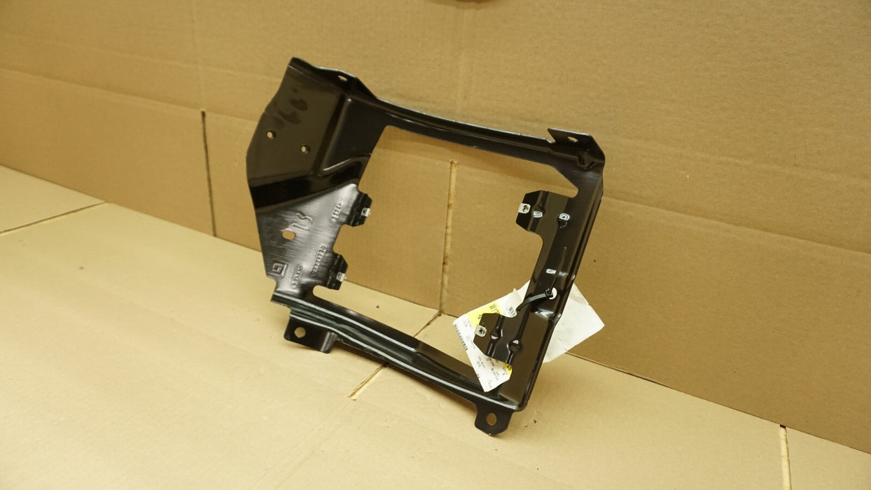 2016 2017 2018 2019 CHEVROLET SILVERADO 1500 FRONT OUTER BUMPER BRACKET GM OEM.