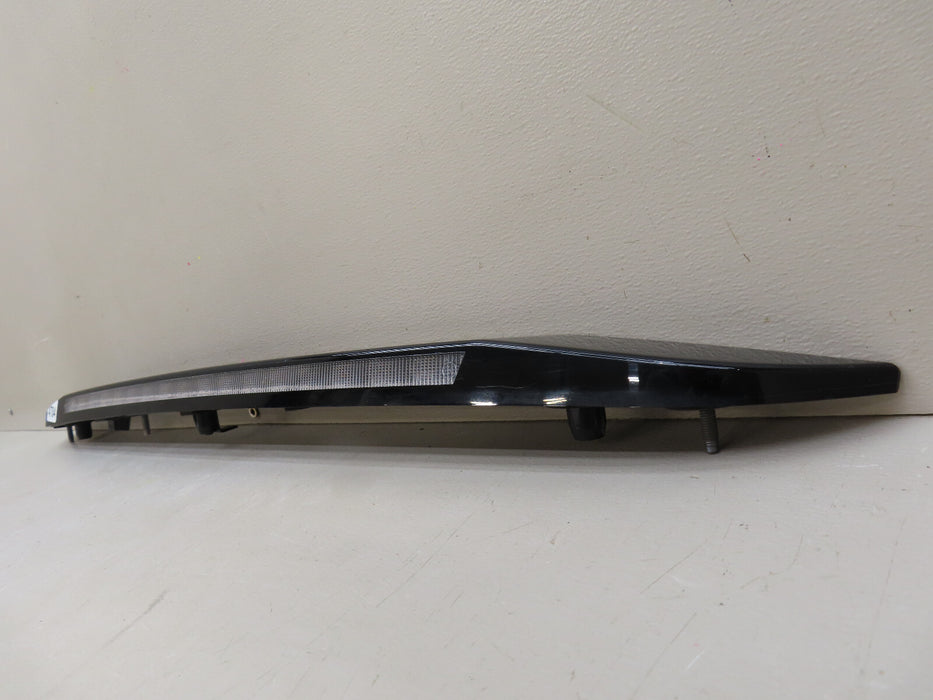 2016-2024 CHEVROLET MALIBU REAR 3RD BRAKE CENTER TAIL LIGHT OEM