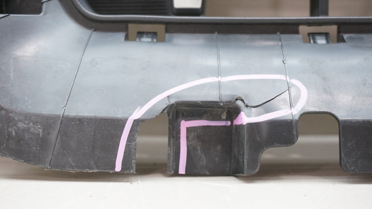 2020-2023 HYUNDAI VENUE FRONT BUMPER RADIATOR GRILLE 86350-K2010 OEM