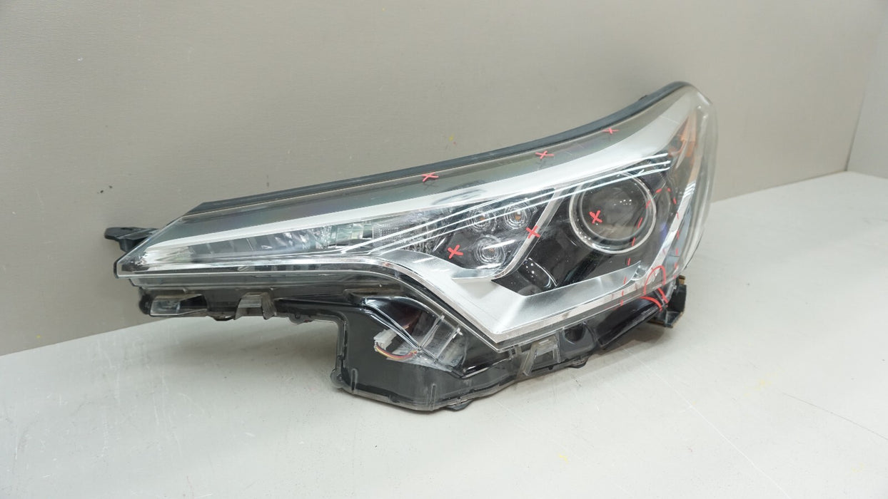 2018-2019 TOYOTA CH-R CHR FRONT LH LEFT DRIVER SIDE HALOGEN HEADLIGHT OEM