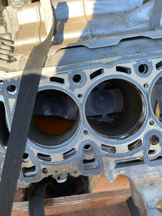 2016-2018 ASTON MARTIN VANTAGE 4.0 MOTOR BLOCK  BI TURBO