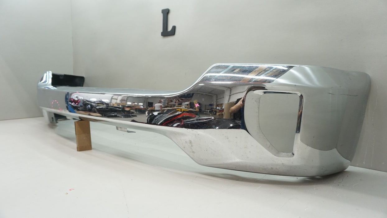 2016-2019 CHEVROLET SILVERADO 1500 FRONT BUMPER COVER CHROME 23243124 OEM