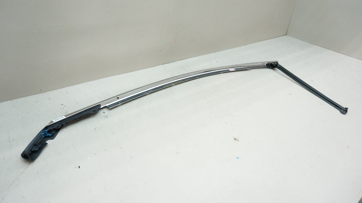 2010-2016 CADILLAC SRX FRONT DRIVER DOOR WINDOW UPPER REVEAL MOLDING 20943557