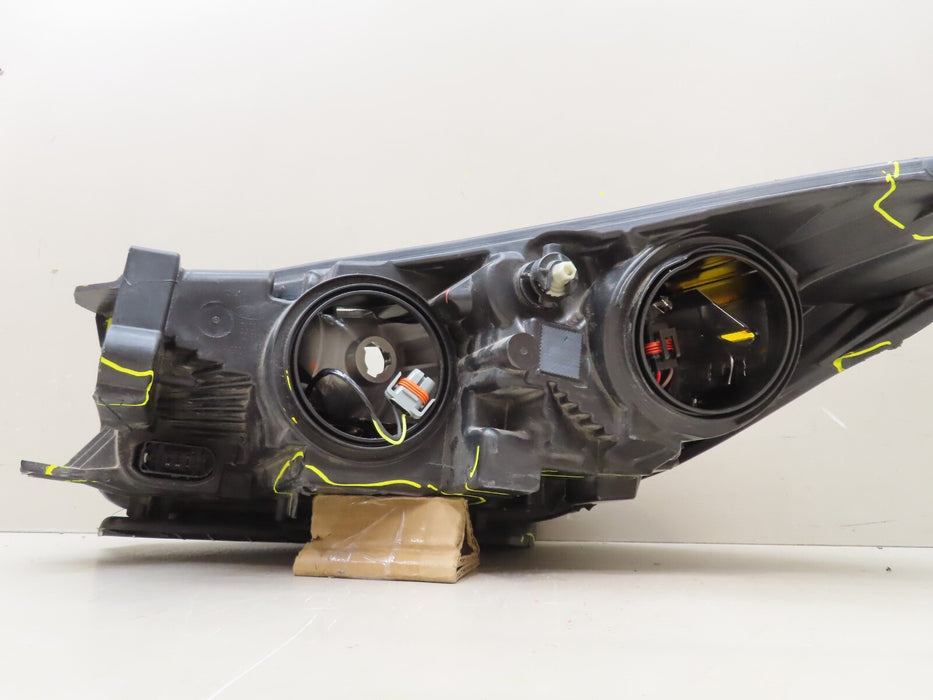 2017-2019 FORD ESCAPE RIGHT PASSENGER HEADLIGHT LAMP HALOGEN OEM GJ54-13W029-BF