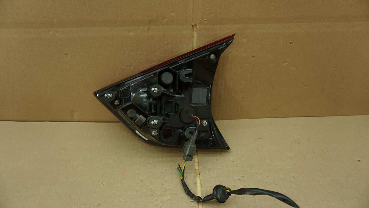 2017-2019 NISSAN ROGUE LEFT DRIVER SIDE INNER TAIL LIGHT HALOGEN OEM 17 18 19