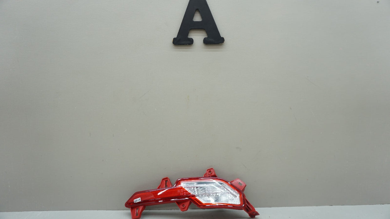2020-2023 HYUNDAI SONATA REAR RIGHT PASSENGER SIDE BACKUP REVERSE LIGHT OEM