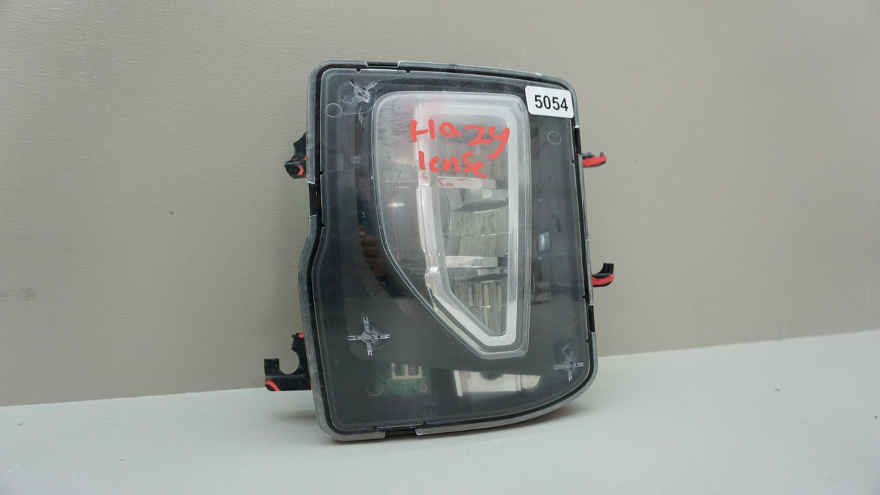 2016-2018 CHEVROLET SILVERADO LEFT DRIVER SIDE FOG LIGHT OEM 16 17 18