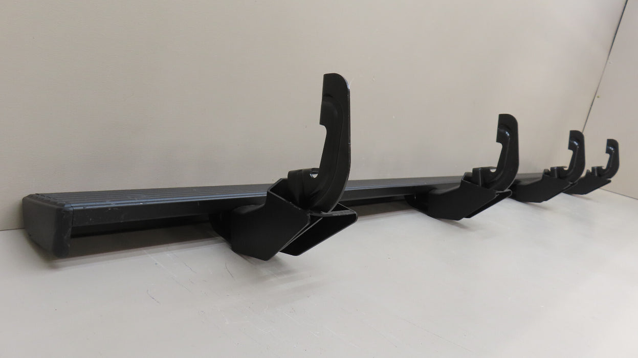 2020-2025 CHEVROLET/GMC SILVERADO-SIERRA 2500 3500 SIDE RUNNING BOARD OEM
