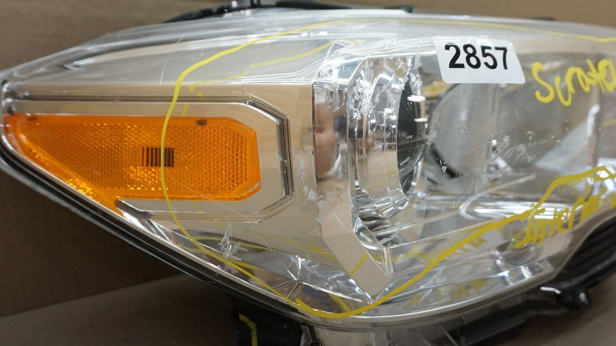 2016-2018 TOYOTA TACOMA FRONT RH RIGHT PASSENGER SIDE HEADLIGHT OEM 16 17 18