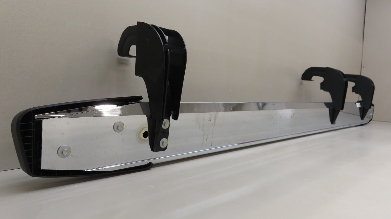 2020-2024 CHEVROLET /GMC  1500 FRONT LEFT RUNNING BOARD ROCKER PANEL OEM