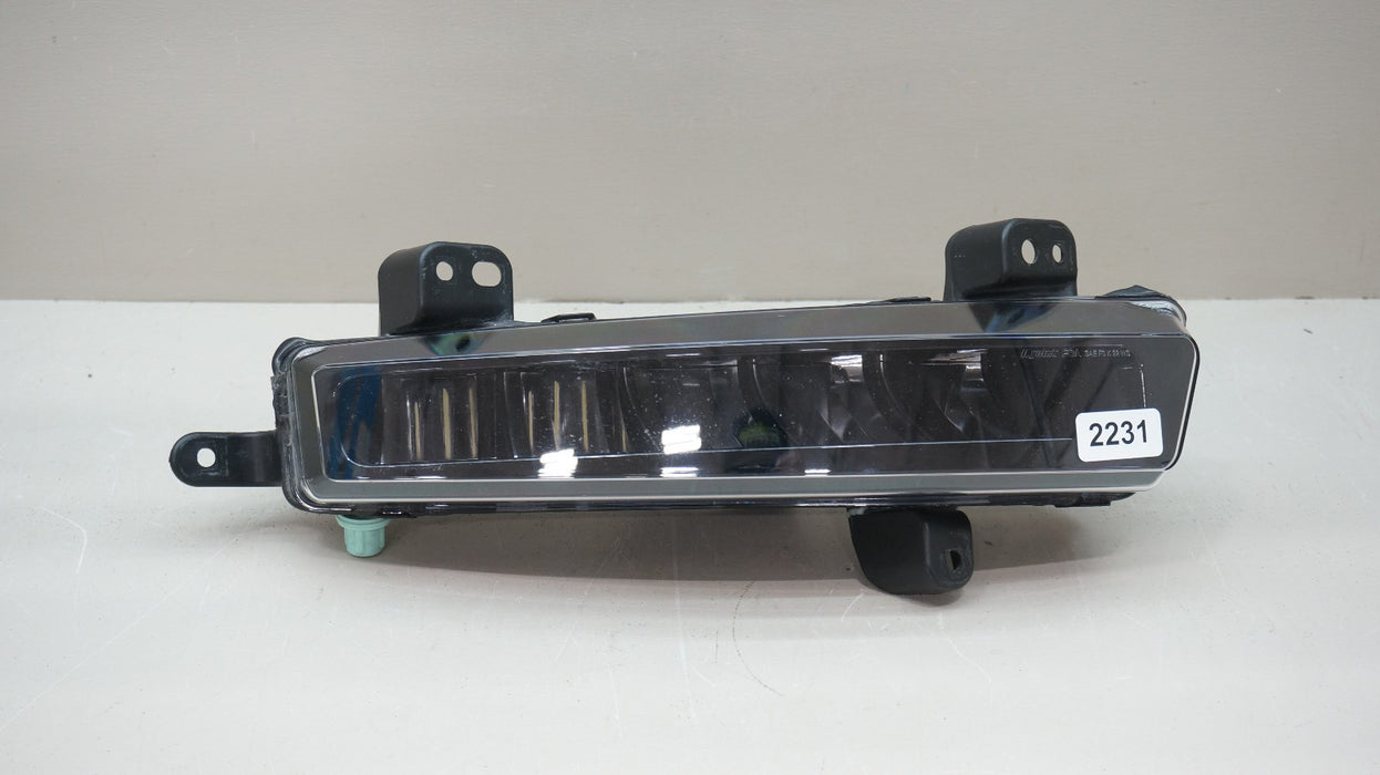 2022-2023 JEEP WAGONEER FRONT RIGHT PASSENGER SIDE FOG LIGHT 68425740AB OEM