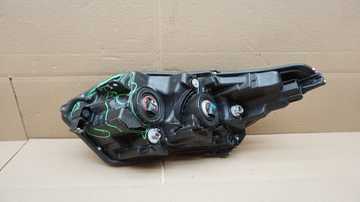 2019-2020 HONDA HR-V RH RIGHT PASSENGER SIDE HALOGEN HEADLIGHT OEM 19 20
