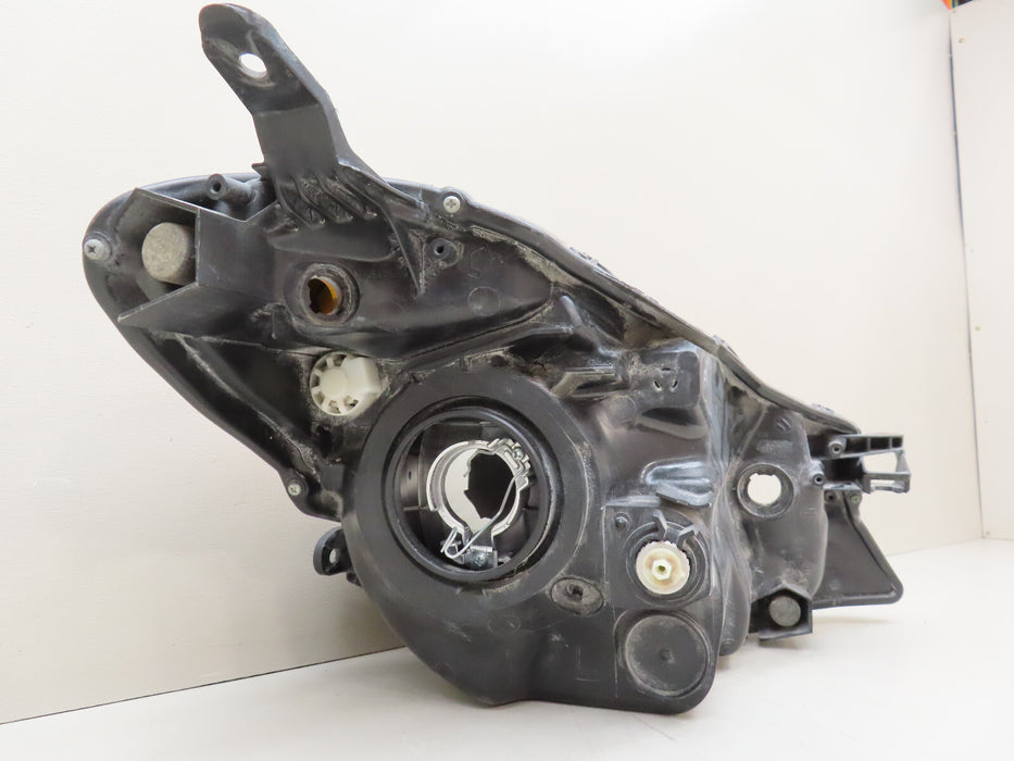 2012-2014 TOYOTA YARIS FRONT LEFT DRIVER SIDE HEADLIGHT HALOGEN OEM
