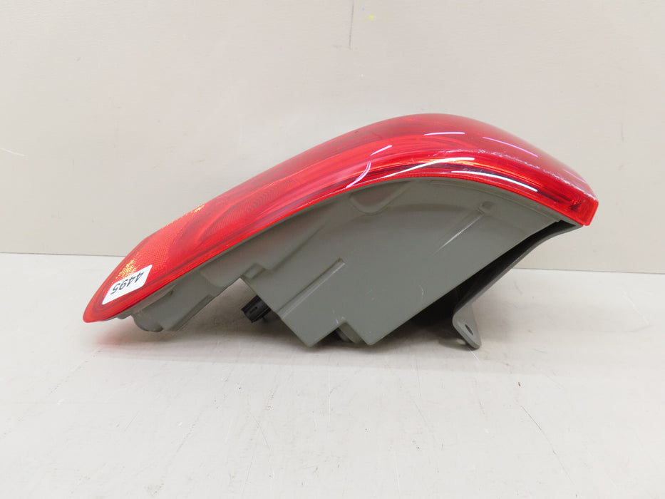 2014-2019 JEEP GRAND CHEROKEE RIGHT TAILLIGHT LAMP OEM P68110016AD
