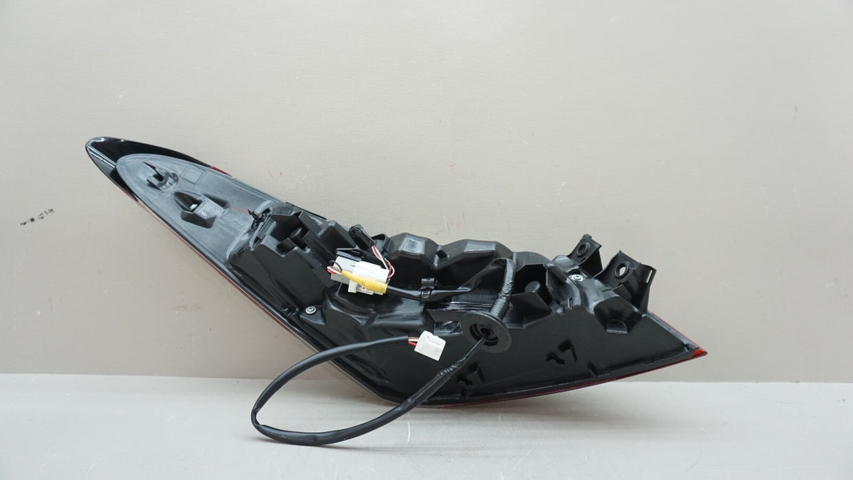 2018-2020 TOYOTA CAMRY REAR RIGHT RH PASSENGER SIDE TAIL LIGHT DEPO AFTERMARKET