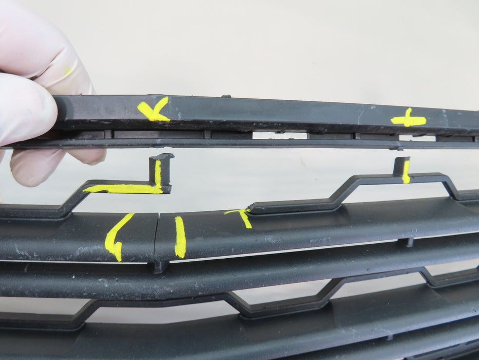 2013-2017 CHEVROLET TRAVERSE SUV FRONT LOWER BUMPER GRILLE GRILL OEM 20983791