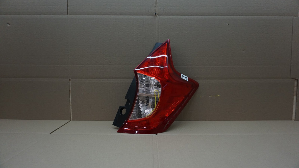 2014-2019 NISSAN NOTE REAR RH RIGHT PASSENGERS TAIL LIGHT OEM 265503WC0A