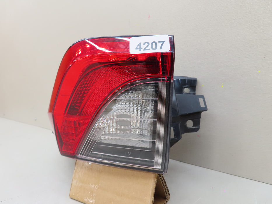2019-2022 TOYOTA RAV4 REAR LEFT DRIVER SIDE TAIL LIGHT OEM 81560-0R09000
